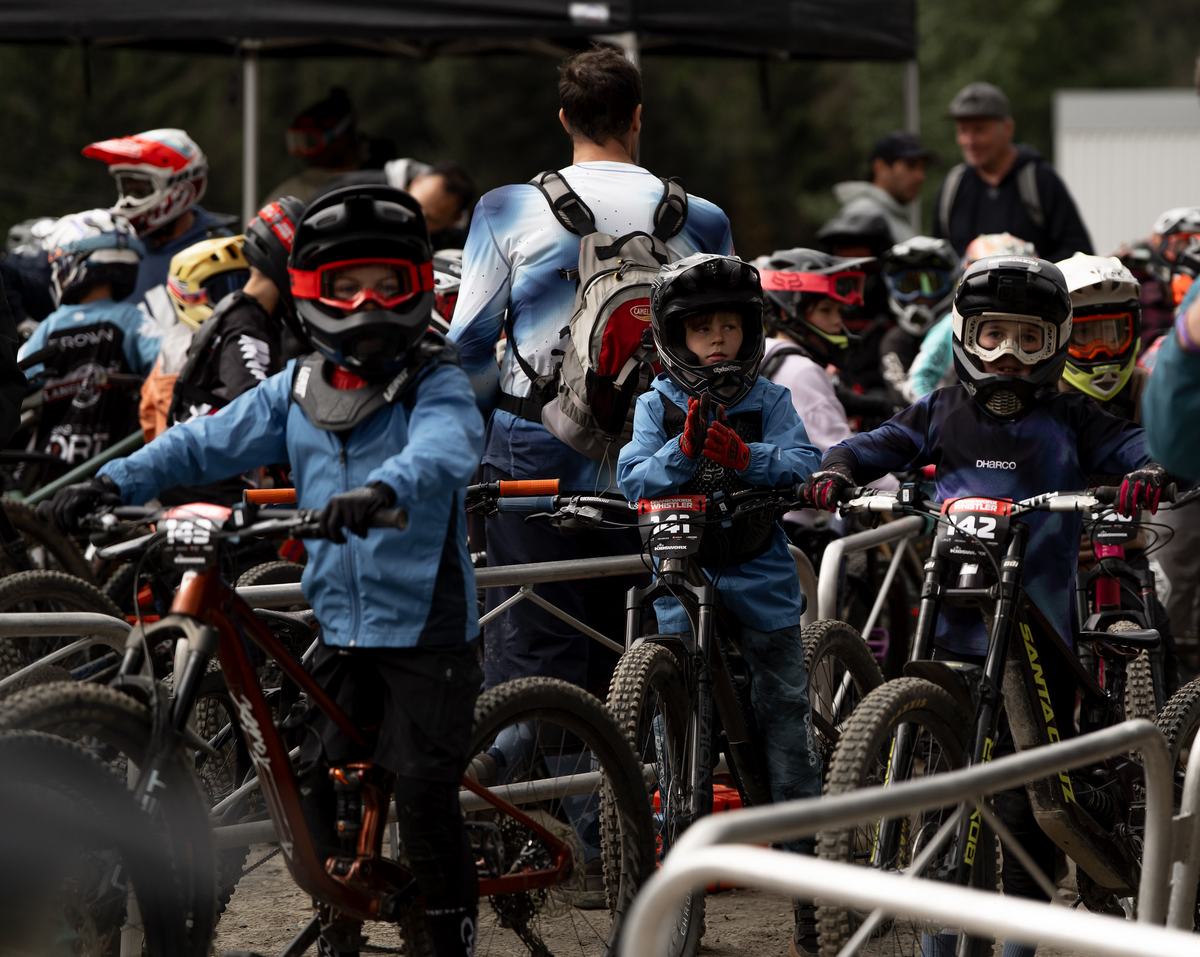 Young racers lined up in the start corral